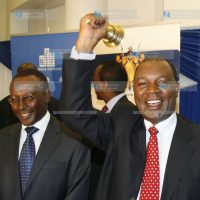 Central Bank of Kenya Governor Njuguna Ndung'u and Nairobi Stock Exchange Chairman Eddy Njoroge