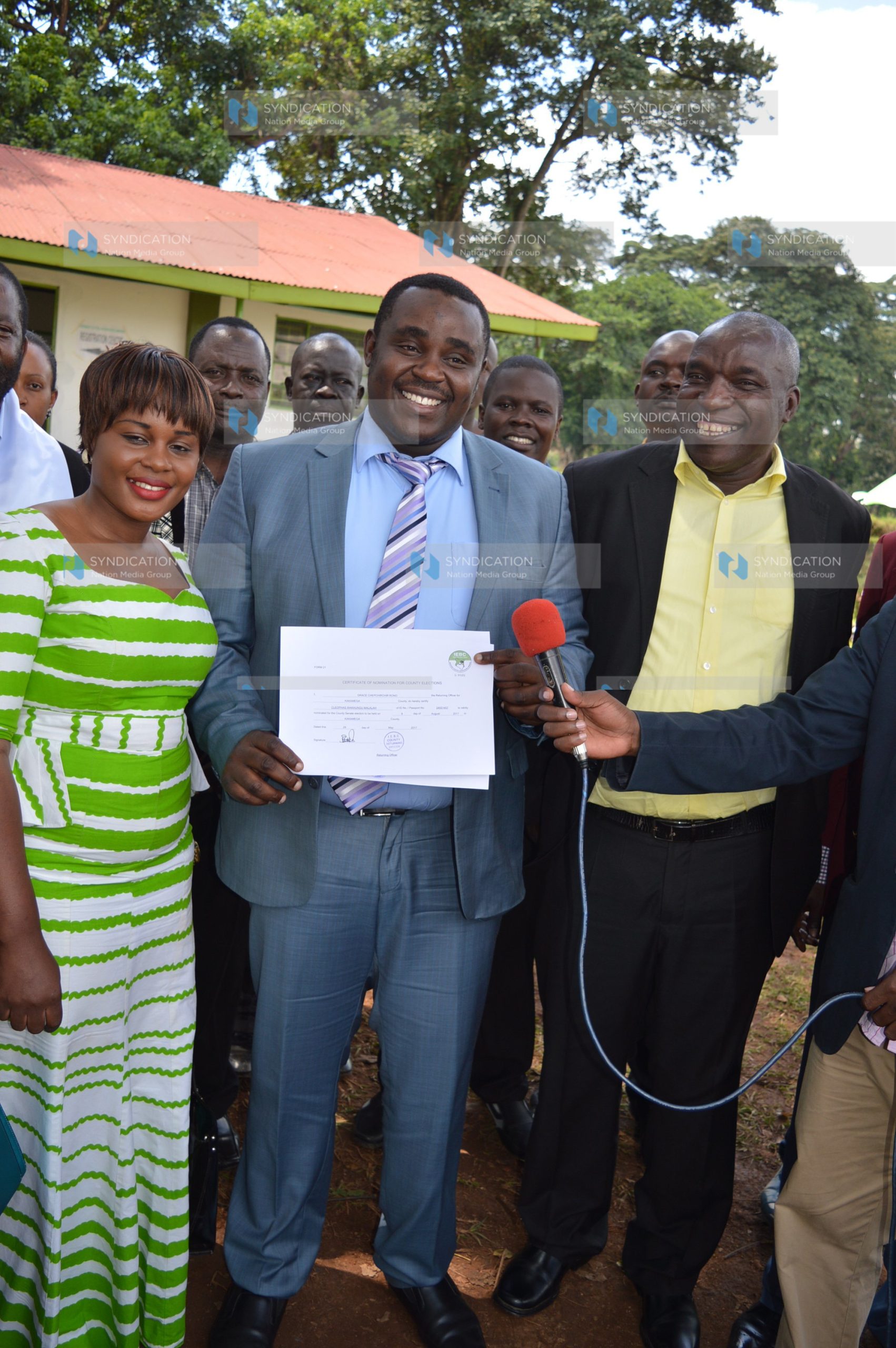 ANC senate aspirant of Kakamega Cleophas Malala displaying an IEBC certificate