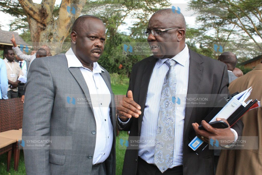 Bomet County Governor Isaac Ruto confers with his Vihiga counterpart Moses Akaranga