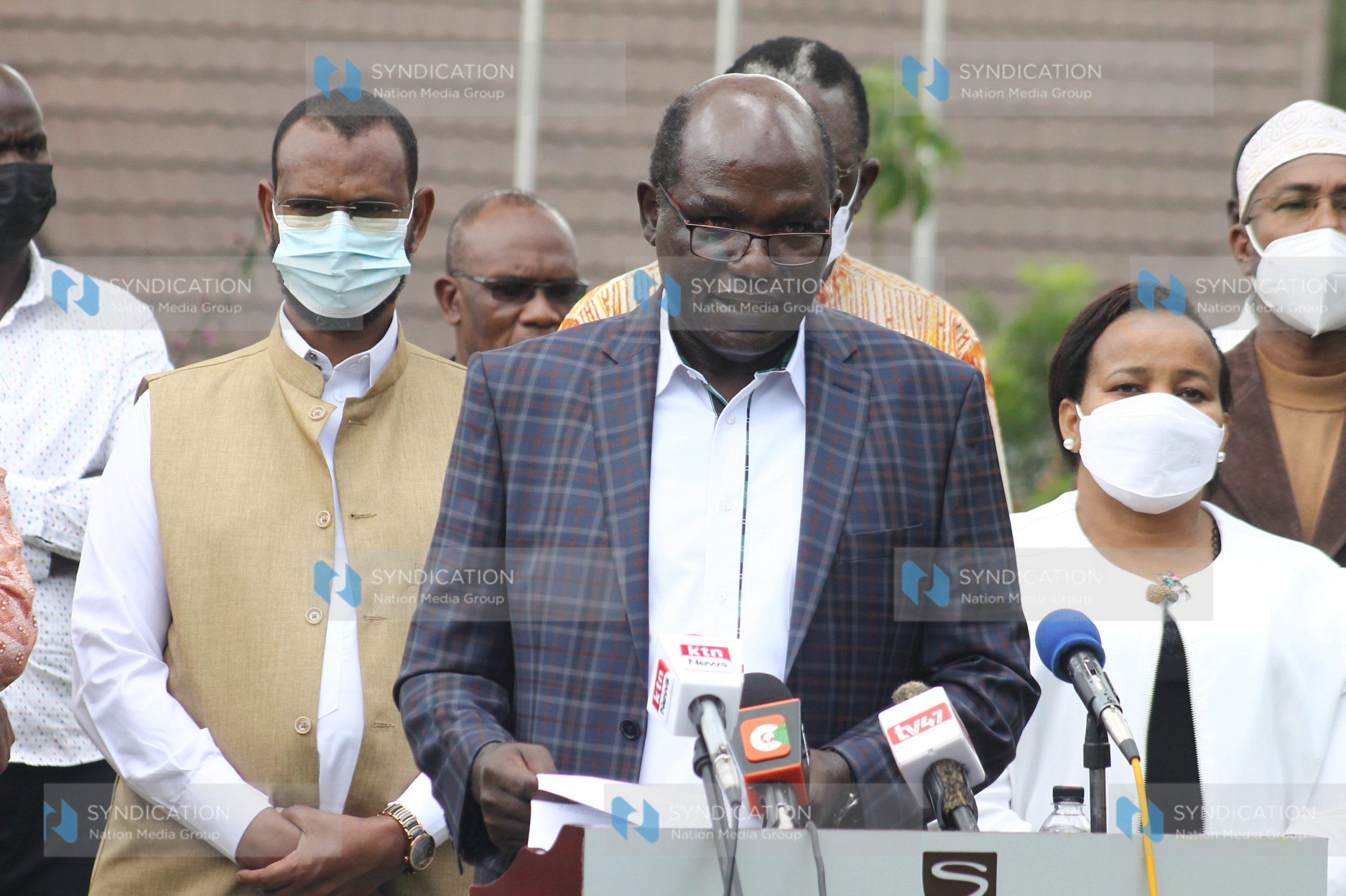 IEBC Chairman Wafula Chebukati with other commissioners