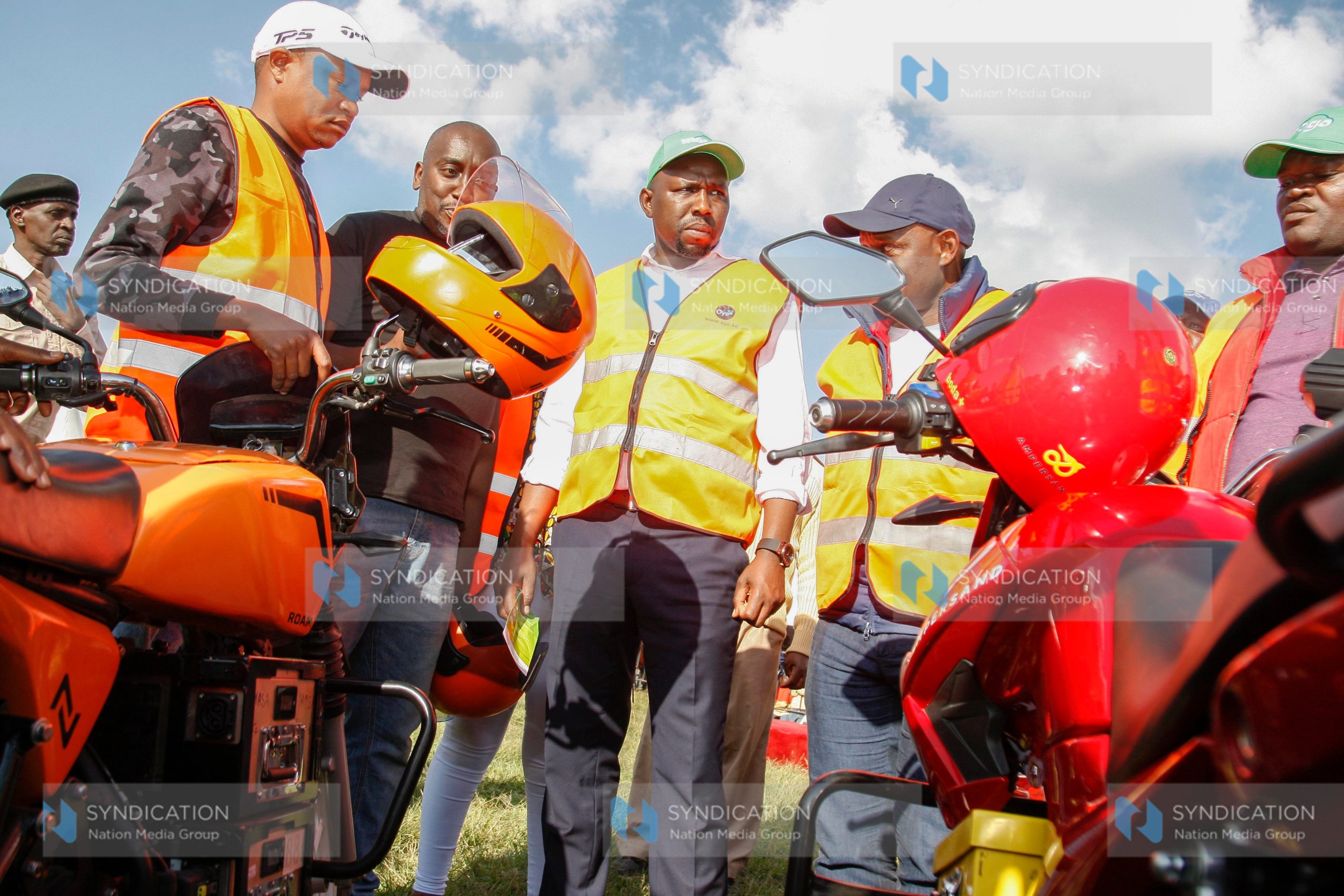Transport CS Kipchumba Murkomen with Molo MP Kuria Kimani