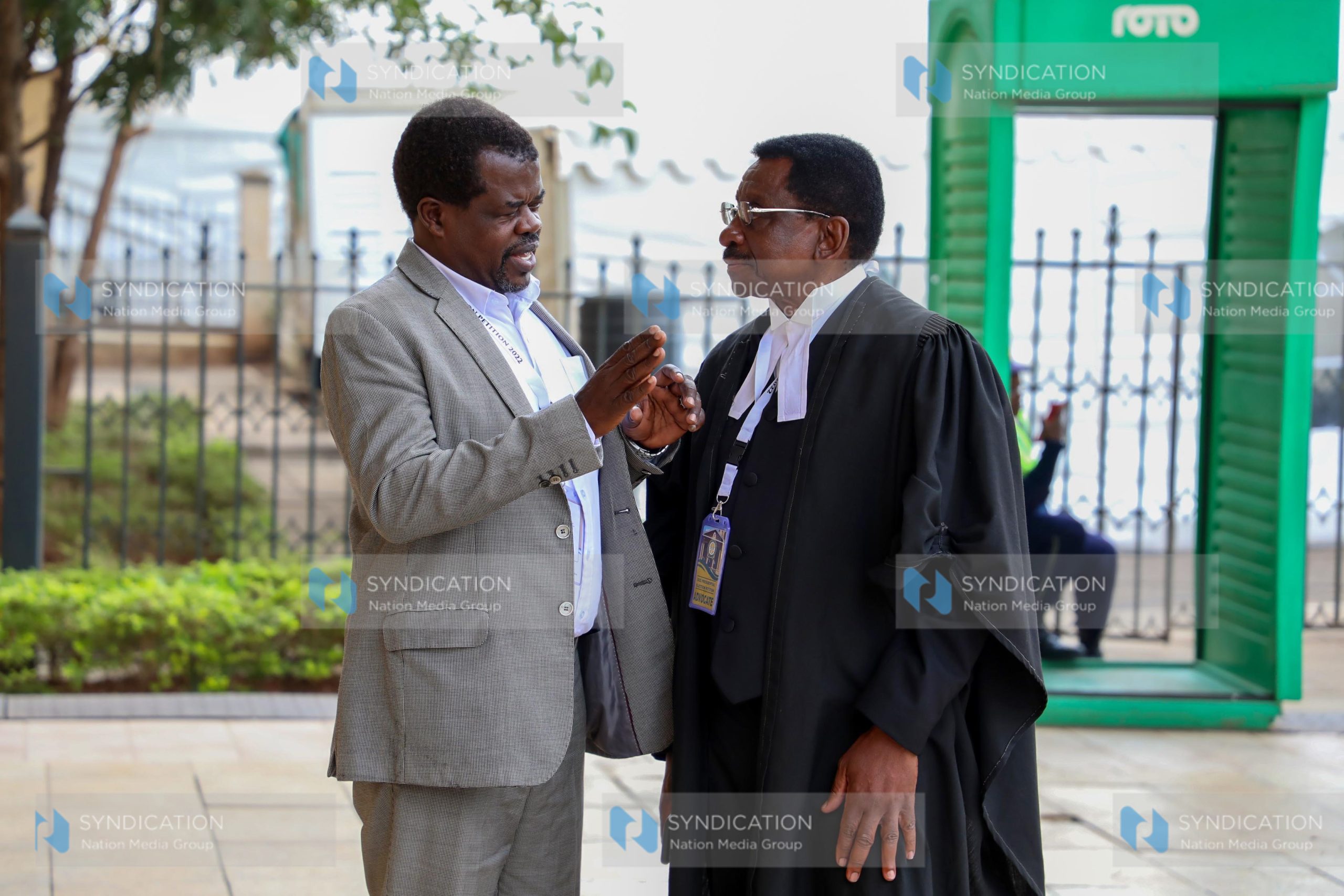Senior Counsel James Orengo and Busia Senator-elect Okiya Omtatah