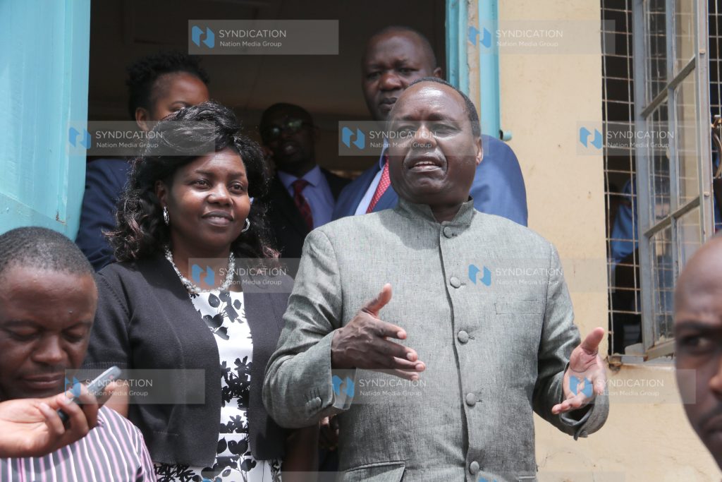 Former Embu Senator Lenny Kivuti addresses his supporters outside the Embu Lands Tribunal