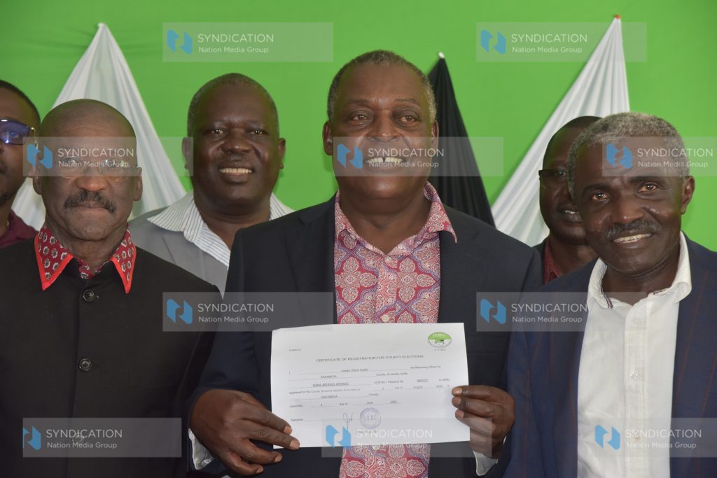 Cyrus Jirongo of the UDP displays his IEBC clearance certificate