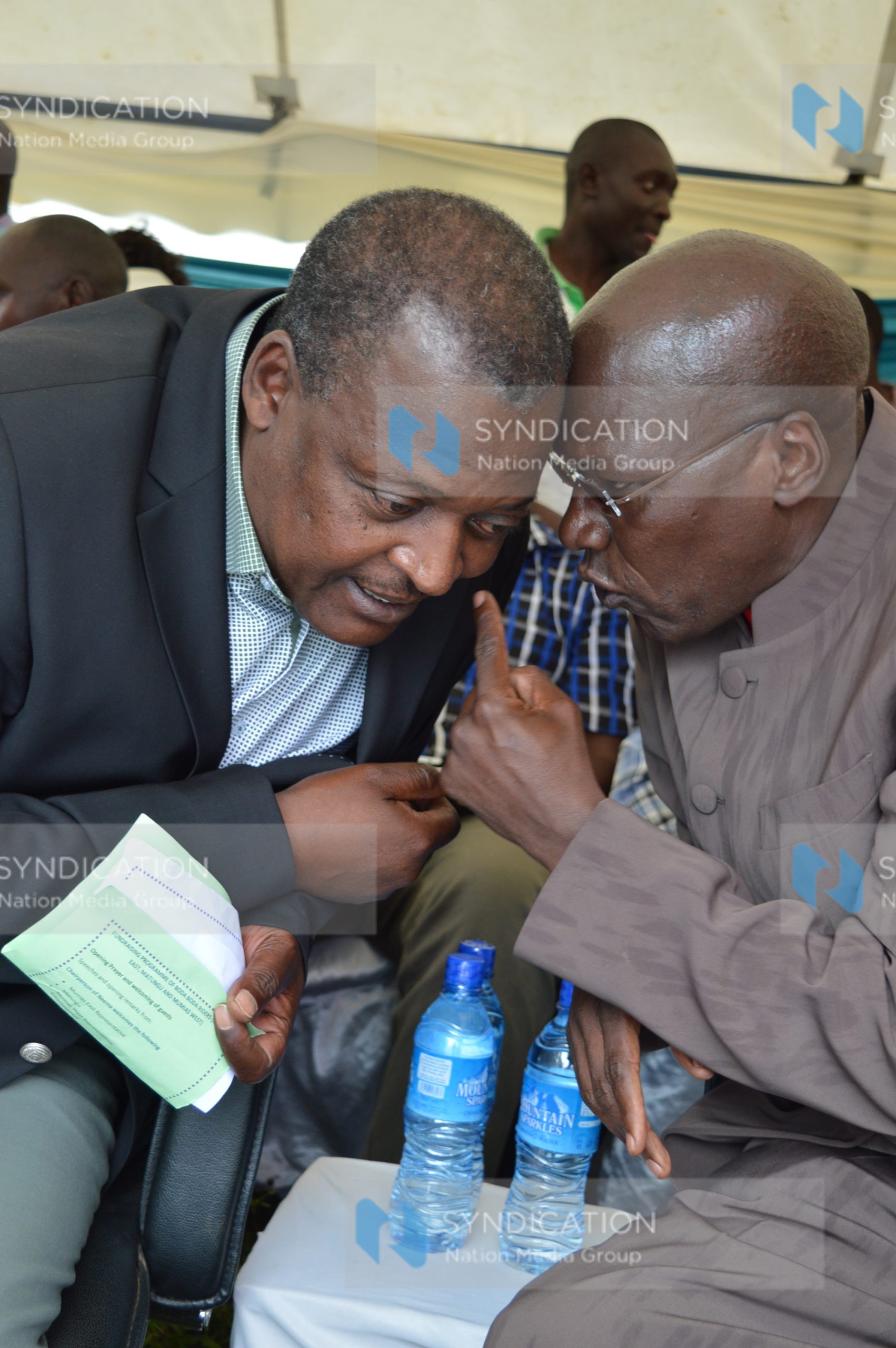 Kakamega Senator Boni Khalwale confers with United Democratic Party leader Cyrus Jirongo